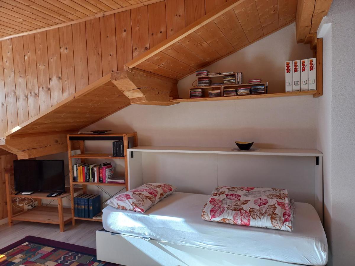 Confortevole Mansarda Di Montagna Poschiavo Luaran gambar