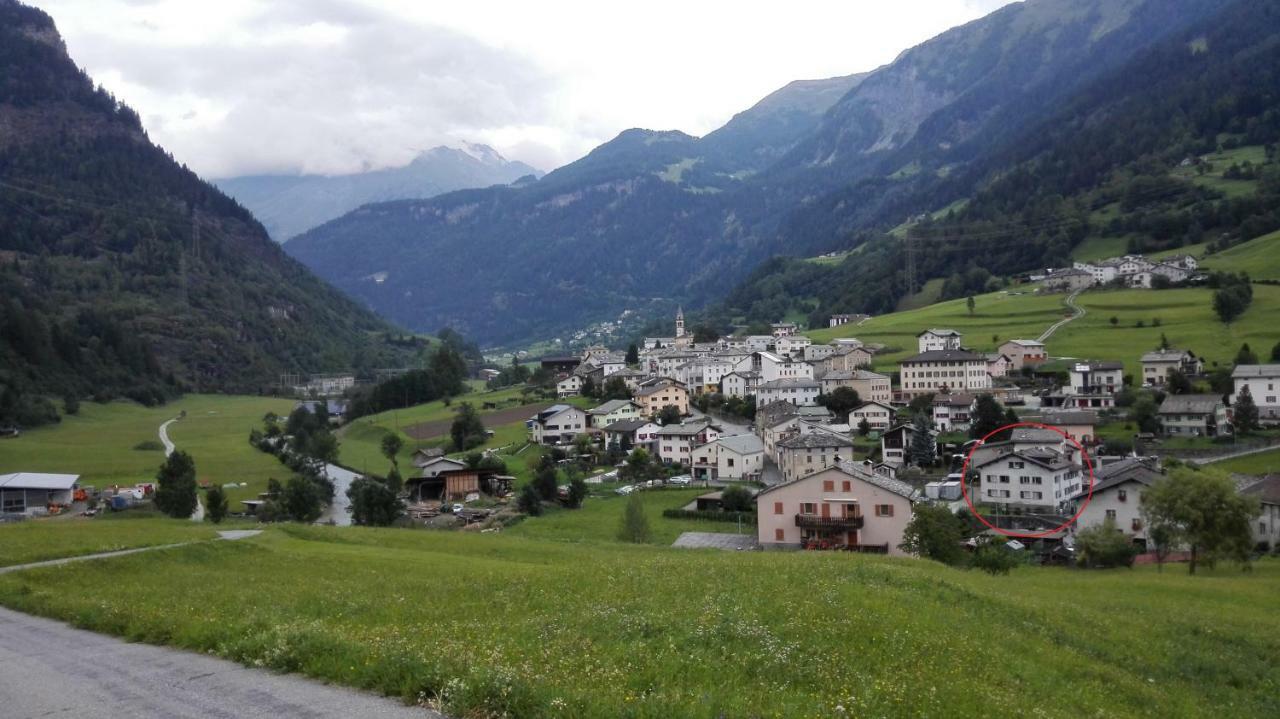 Confortevole Mansarda Di Montagna Poschiavo Luaran gambar